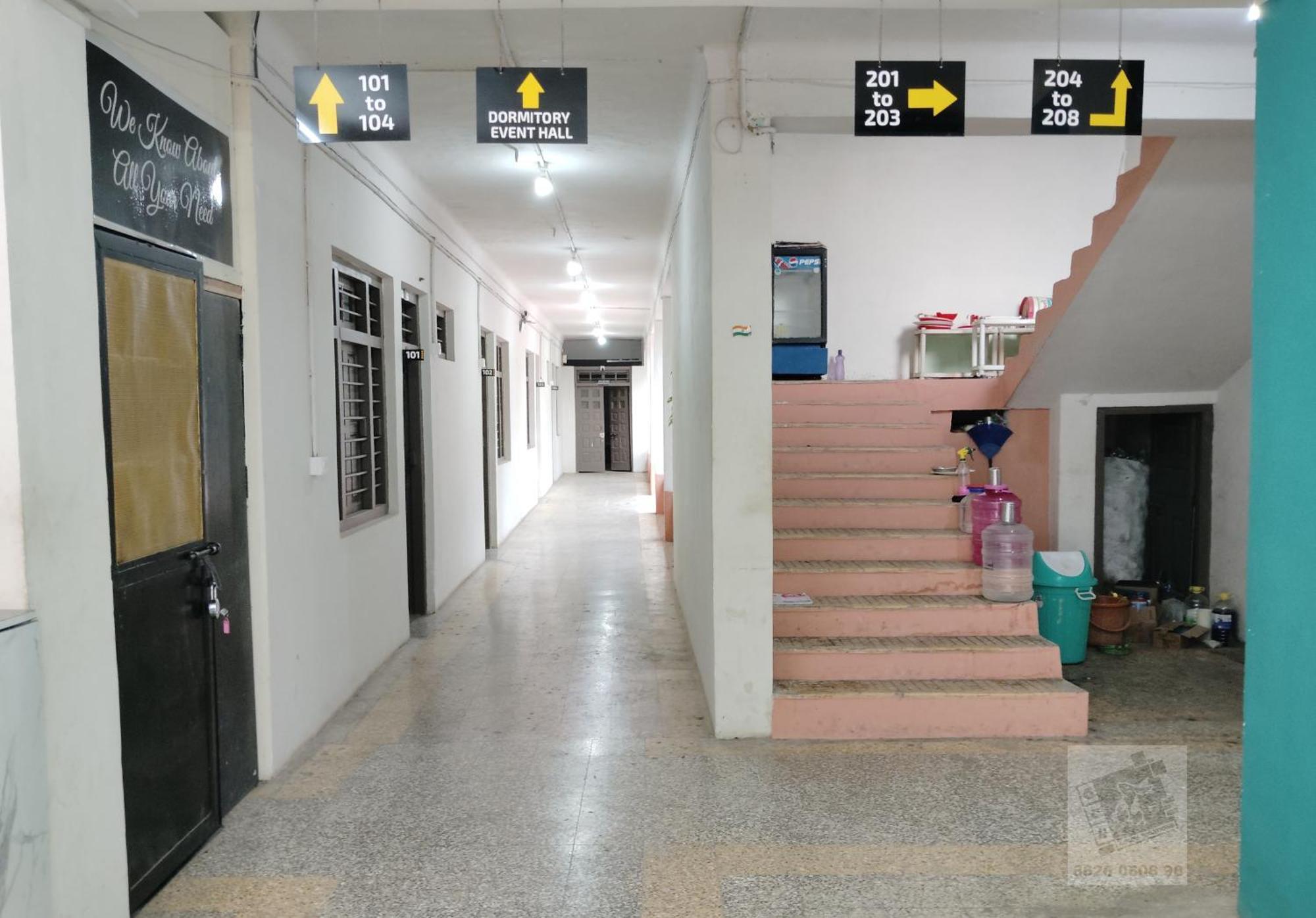 6 Cr Hotel Natraj Railway Station Aurangabad  Zewnętrze zdjęcie